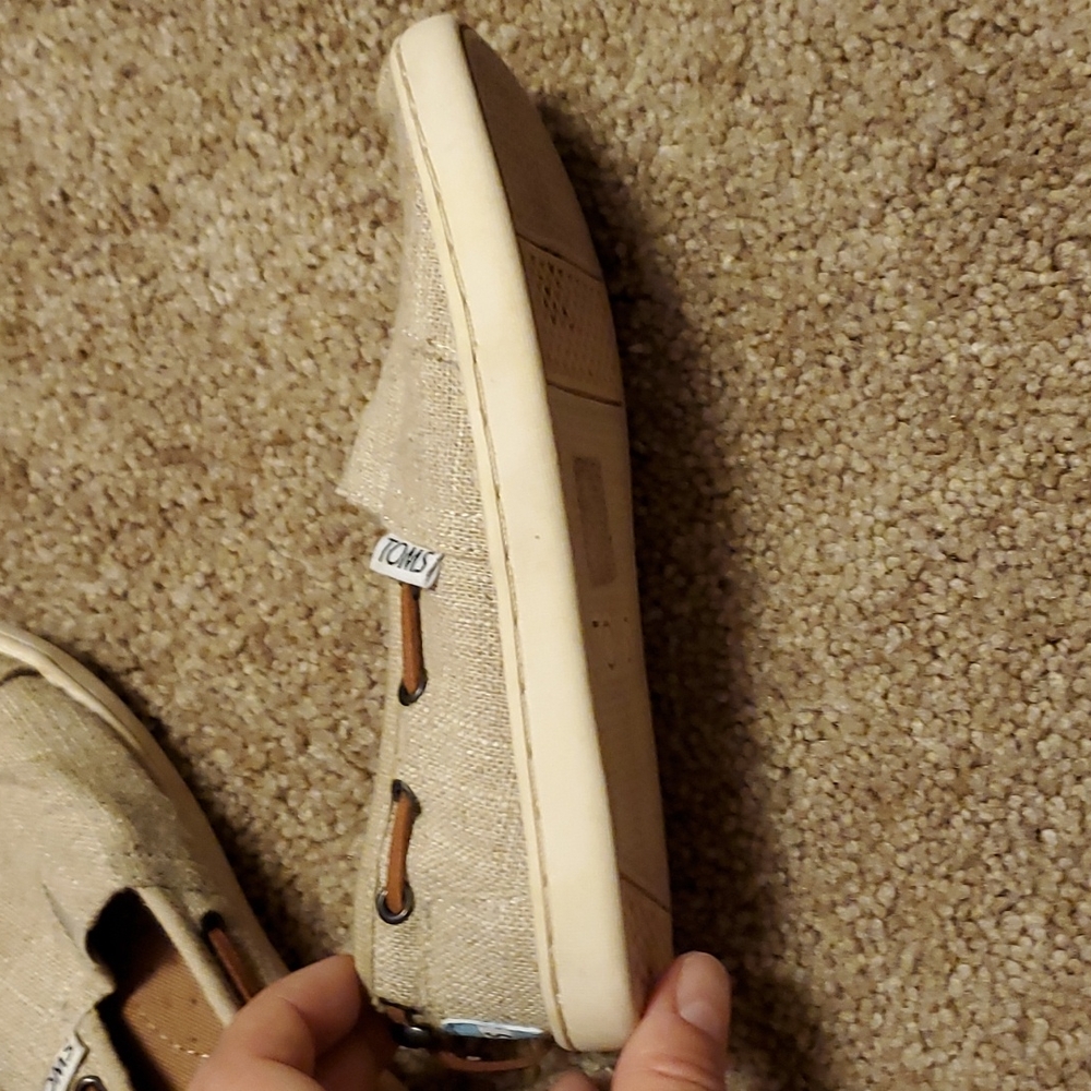 TOMS - Picture 4 of 4